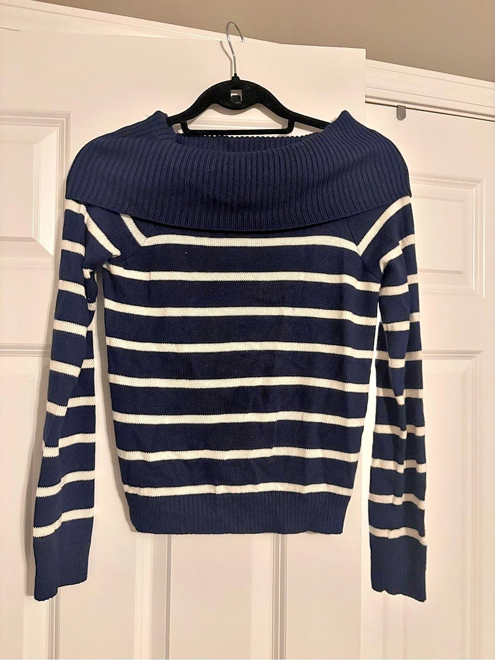 Aeropostale Striped Off-The-Shoulder Sweater Blue & White Medium